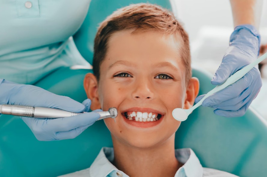 trattamento precoce dentista bambino