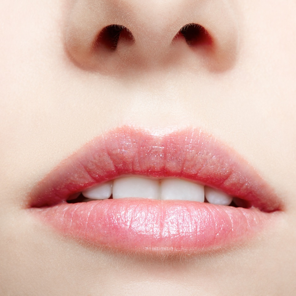 filler labbra naturale con acido ialuronico
